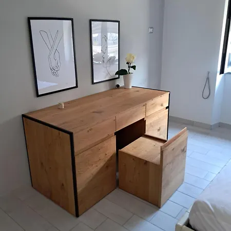 Apartment Per Me Si Va *